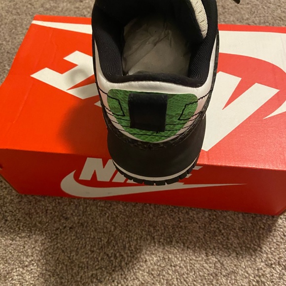 Nike black dunks snakeskin disrupt - Picture 9 of 9